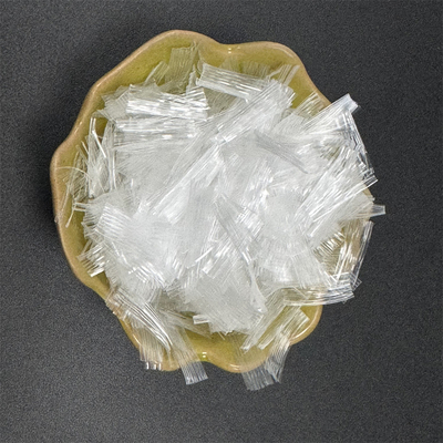 12-20mm Polypropylenmaschene Faser verbessert die Qualität und Festigkeit der Betontechnik